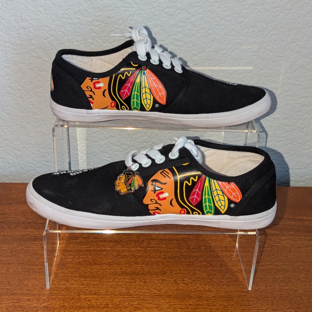 Chicago Blackhawks Sneakers. Size 6.5